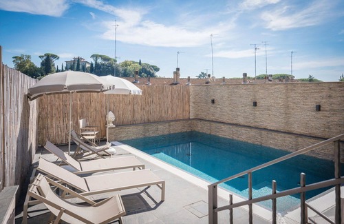 Lamporecchio Apartment | Inviting Apartment for 4 with Pool and Panoramic Views