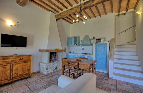 Simignano Apartment | Cozy Apartment with Pool, Pet-Friendly & High Review Score