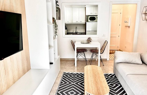 Benicassim Apartment | Beachside Apartment with Pool and Relaxing Vibes