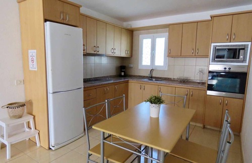 Playa del Ingles House | Cozy Bungalow with Ocean Views, Terrace & BBQ Await You