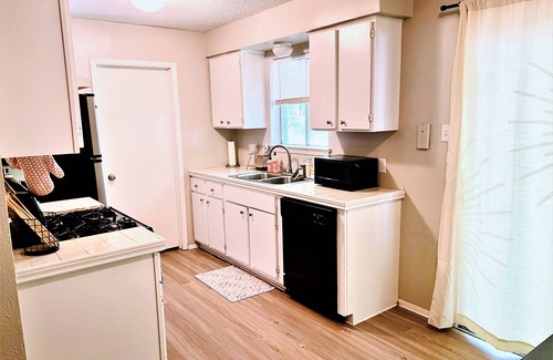 Westgate House | Inviting Central Austin Private Duplex with Hot Tub & Spa