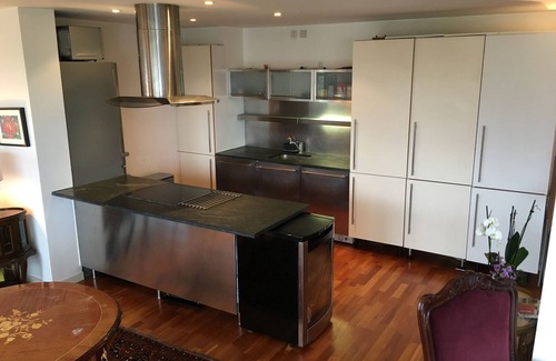 Shoreditch Apartment | Elegant Two Bedroom Apartment in Central London with Concierge