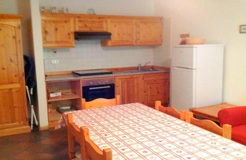 Pera Ski Chalet | Cozy Chalet in Pozza di Fassa with Garden Access