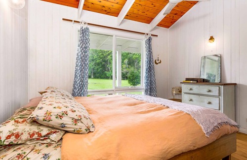 The Pocket House | Lovely, charming cottage close to the beach & river - Near BRUNSWICK HEADS/SGB