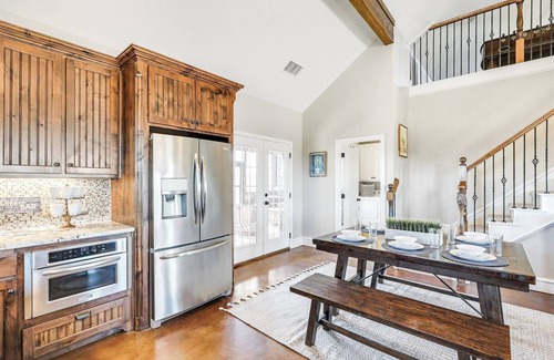 Palo Pinto County House | Elegant Chateau with Pool and Family-Friendly Amenities