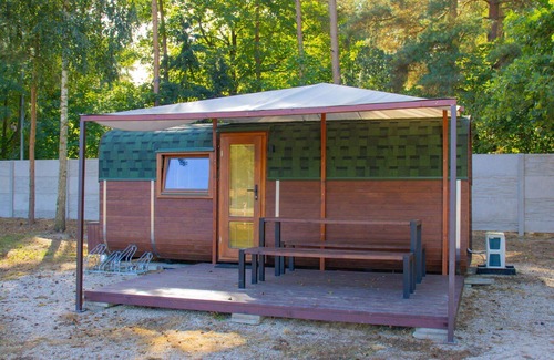 Hradec Kralove House | Cozy Villa Apartment for 4 with WIFI and Pet-Friendly Perks