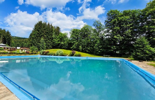 Mlade Buky Apartment | Cozy Apartment with Pool, A/C & Pet-Friendly Amenities