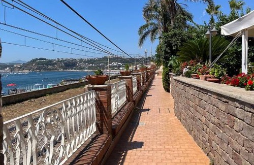 Licola Apartment | Cozy Elena's Seaside Retreat with Private Beach Access