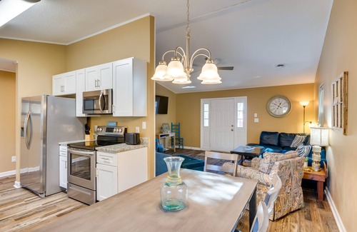 Emerald Isle House | Idyllic Emerald Isle Retreat with Ocean View & Spa Access