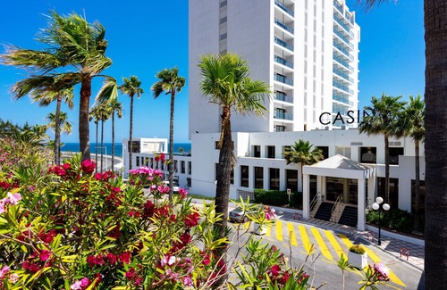 Torrequebrada Apartment | Beautiful Flat in Casinomar - Torrequebrada, Rated 10/10