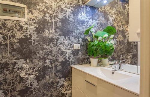 Guastalla Apartment | Charming Orti 16 Flat - Ideal for Families with Great Ratings