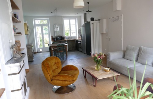 Chatou Apartment | Beautiful Garden Flat Near Paris for JO 2024 Guests