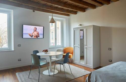 Porta Tenaglia Apartment | Delightful Flat with Scenic Park Views - Guest Rated 9.3