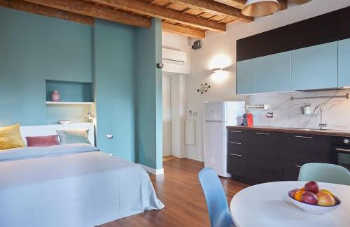 Porta Tenaglia Apartment | Delightful Flat with Scenic Park Views - Guest Rated 9.3