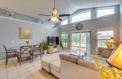 Lake Mary House | Inviting Florida Retreat with Lanai Near Riverwalk