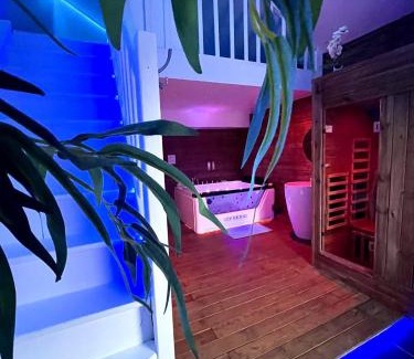 Neuf-Mesnil House | Delightful Retreat with Restaurant & Breakfast Included