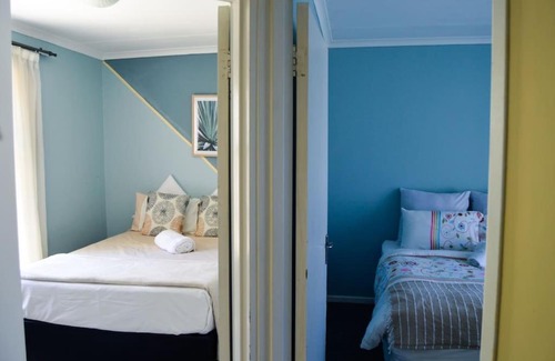Trawal Apartment | Convenient Two-Bedroom Flat with Parking for Families