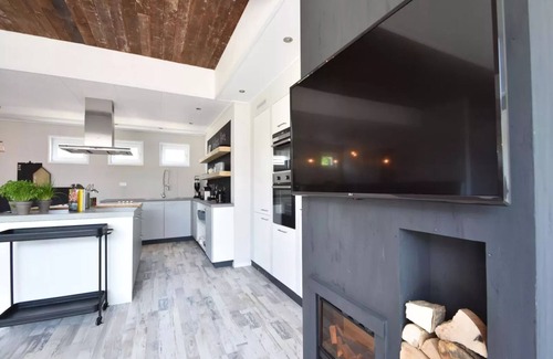Sint-Annaland House | Lovely group home with garden in Zeeland