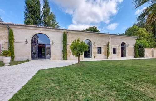 Saint-Julien-de-l'Escap House | Lovely home in Saint-Julien-de-l'Esca with heated swimming pool