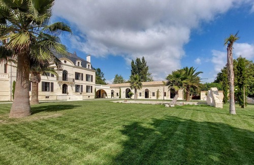 Saint-Julien-de-l'Escap House | Lovely home in Saint-Julien-de-l'Esca with heated swimming pool