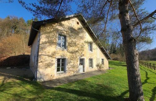 Orval House | Lovely holiday home in Orval with garden, cleaning included