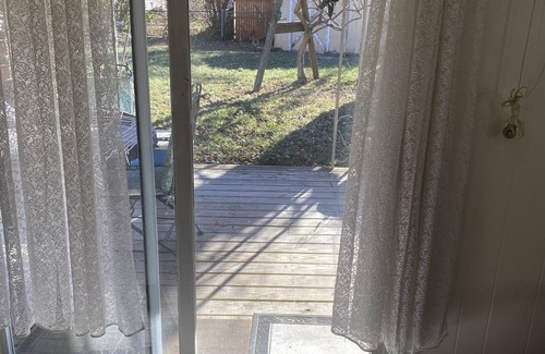 Cheviot House | Comfortable Retreat with Kitchen & Pet-Friendly Amenities
