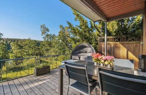 Bungalowdorf an der Talsperre House | Cozy Vacation Home with Breathtaking Zeulenroda Sea Views