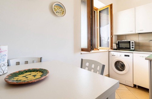 Agropoli House | Cozy 2-Bedroom Getaway with Oceanfront Views in Agropoli