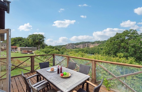 Sandvig House | Modern Cottage with Lake View and Spa Near Hammersøen