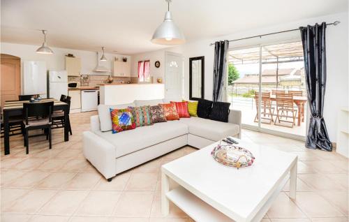 Bordezac House | Inviting Retreat in Bordezac with Outdoor Pool & Pets Allowed