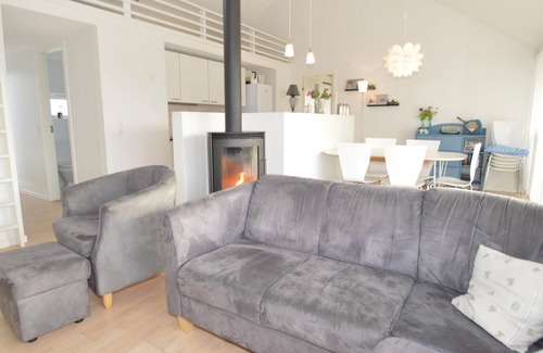 Brovst House | Cozy Retreat in Krogen, Tranum - Pet Friendly with Spa
