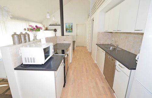 Brovst House | Cozy Retreat in Krogen, Tranum - Pet Friendly with Spa