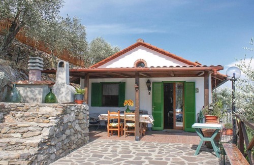 Cascine-La Croce House | Cozy 1 Bedroom Retreat in Buti PI with Private Pool