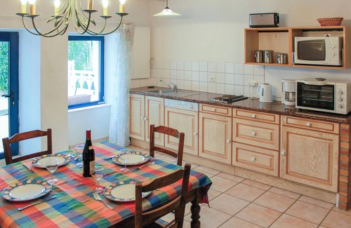 Sene House | Inviting 2 Bedroom Accommodation with Oceanfront Views