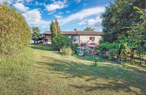 Cagli House | Cozy 1 Bedroom Accommodation with Pool and Spa in Cagli PU