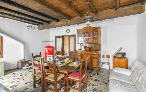 Codivilla House | Cozy Pet Friendly Retreat in Codivara with Kitchen Access