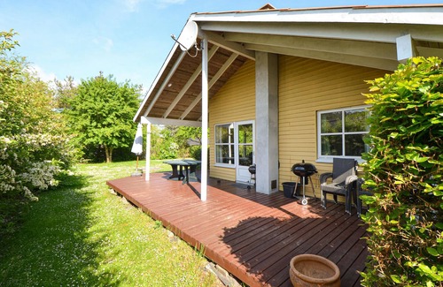 Ebeltoft House | Spacious 4 Bedroom Accommodation with Ocean Views in Ebeltoft