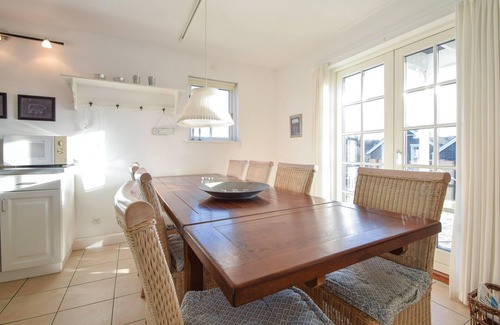 Gjern House | Cozy Cottage with Inviting Interior at Søhøjland Feriecenter