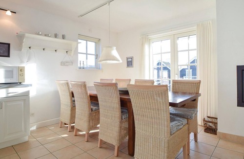Gjern House | Cozy Cottage with Inviting Interior at Søhøjland Feriecenter