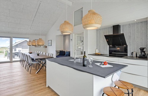Bønnerup Strand House | Relaxing Cottage with Spa, Moments from the Water