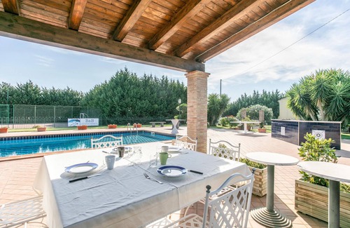 Grammichele House | Delightful Retreat in the Heart of Sicily with Pool & Spa