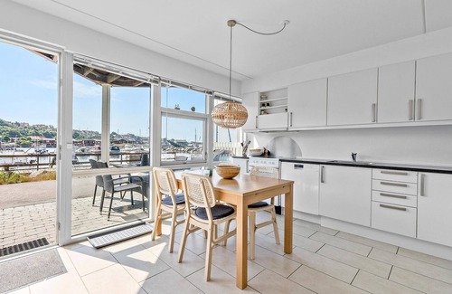 Hasle House | Unforgettable Views Await at This Family-Friendly Retreat