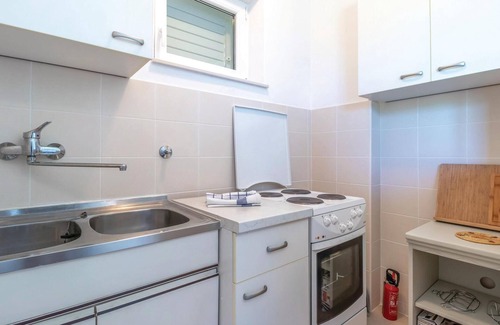 Klenovica House | Oceanfront 3-Bedroom Getaway in Klenovica Awaits You