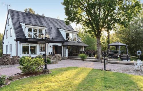Klippan House | Relaxing Home in Klippan with Sauna and Pet-Friendly Options