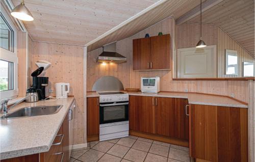 Lokken House | Charming Lkken Home with Kitchen - Pet and Child Friendly