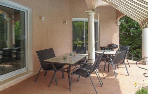 Lamalou-les-Bains House | Cozy Retreat in Lamalou Les Bains with Pool and Wifi
