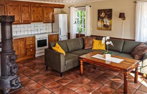 Lindesnes House | Lovely Home In Lindesnes With Sauna