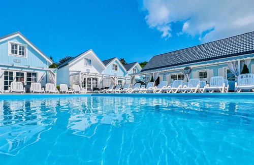 Mielno House | Relaxing 2 Bedroom Stay with Ocean Views in Mielno