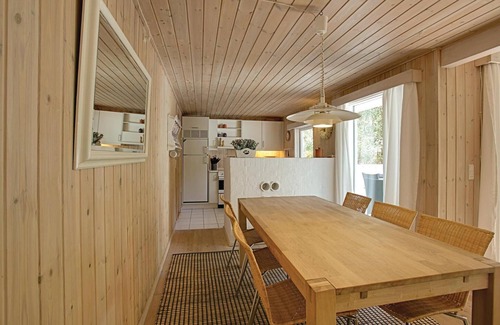 Dueodde House | Spacious 4-Bedroom Retreat with Ocean Views in Nexø