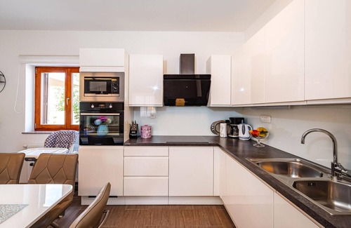 Novigrad House | Premier Two-Floor Vacation Home with Oceanfront Views